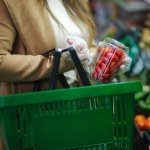 W Polsce kupują Czesi, w Niemczech Holendrzy. Zakupy zamieniają się w wyprawę