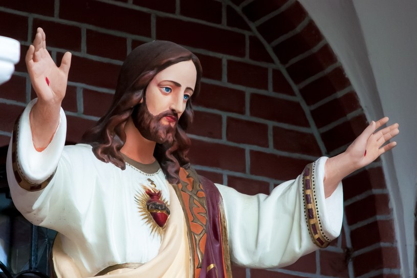 W Polsce pojawiły się zakusy na nadawanie imienia "Jezus". Ze względów religijnych i obyczajowych odradza się jednak taką praktykę /123RF/PICSEL