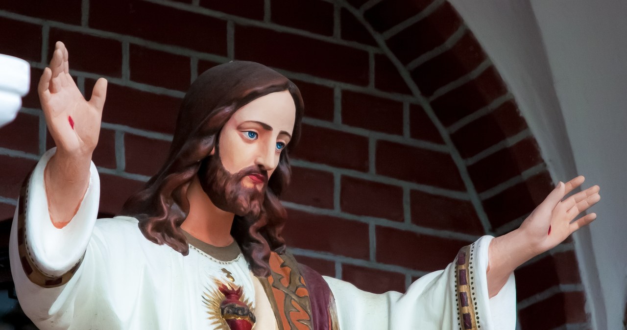 W Polsce pojawiły się zakusy na nadawanie imienia "Jezus". Ze względów religijnych i obyczajowych odradza się jednak taką praktykę /123RF/PICSEL