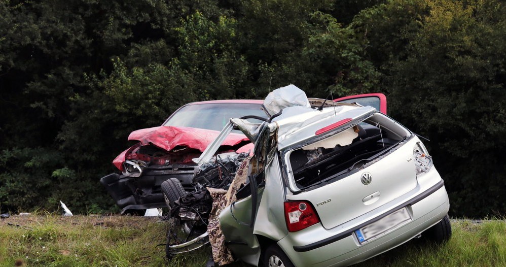 W Polsce spada liczba wypadków i ofiar, jednak zbyt wolno... /Piotr Jędzura /Reporter