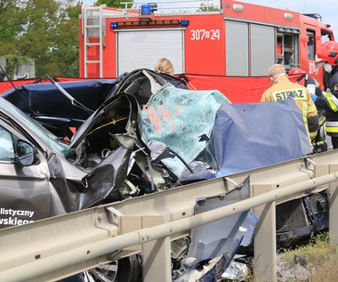 W Polsce wciąż rośnie liczba wypadków. Na szczęście jest mniej zabitych