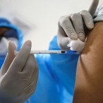 W poniedziałek do Polski dotrze 380 tys. szczepionek Pfizera