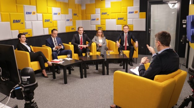 W poniedziałek przedstawiciele pięciu komitetów wyborczych dyskutowali o sprawach światopoglądowych /Karolina Bereza /RMF FM