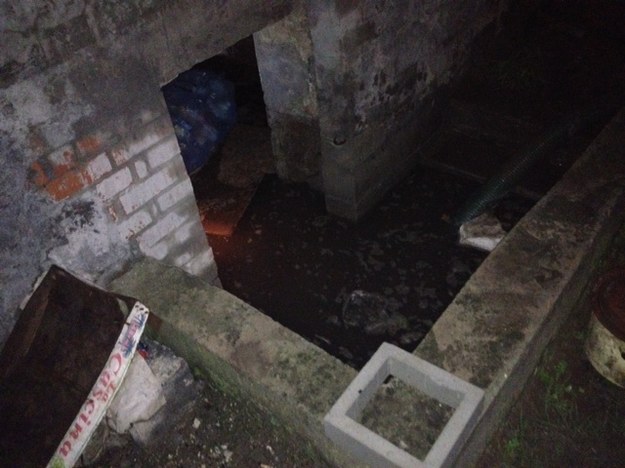 W powiecie proszowickim woda wdarła się do piwnic, garaży, na podwórka /Jacek Skóra /RMF FM