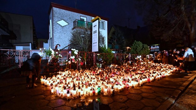 W pożarze w escape roomie w Koszalinie zginęło pięć 15-letnich dziewczyn / 	Marcin Bielecki    /PAP