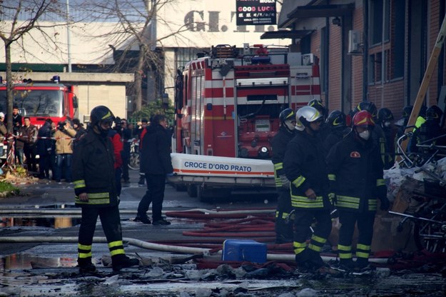 W pożarze zgineły cztery osoby /Claudio Giovannini /PAP/EPA