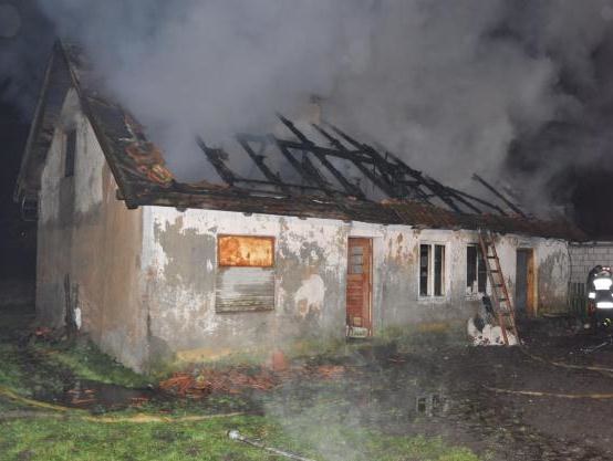 W pożarze zginęły trzy osoby /Piotr Bułakowski /RMF FM