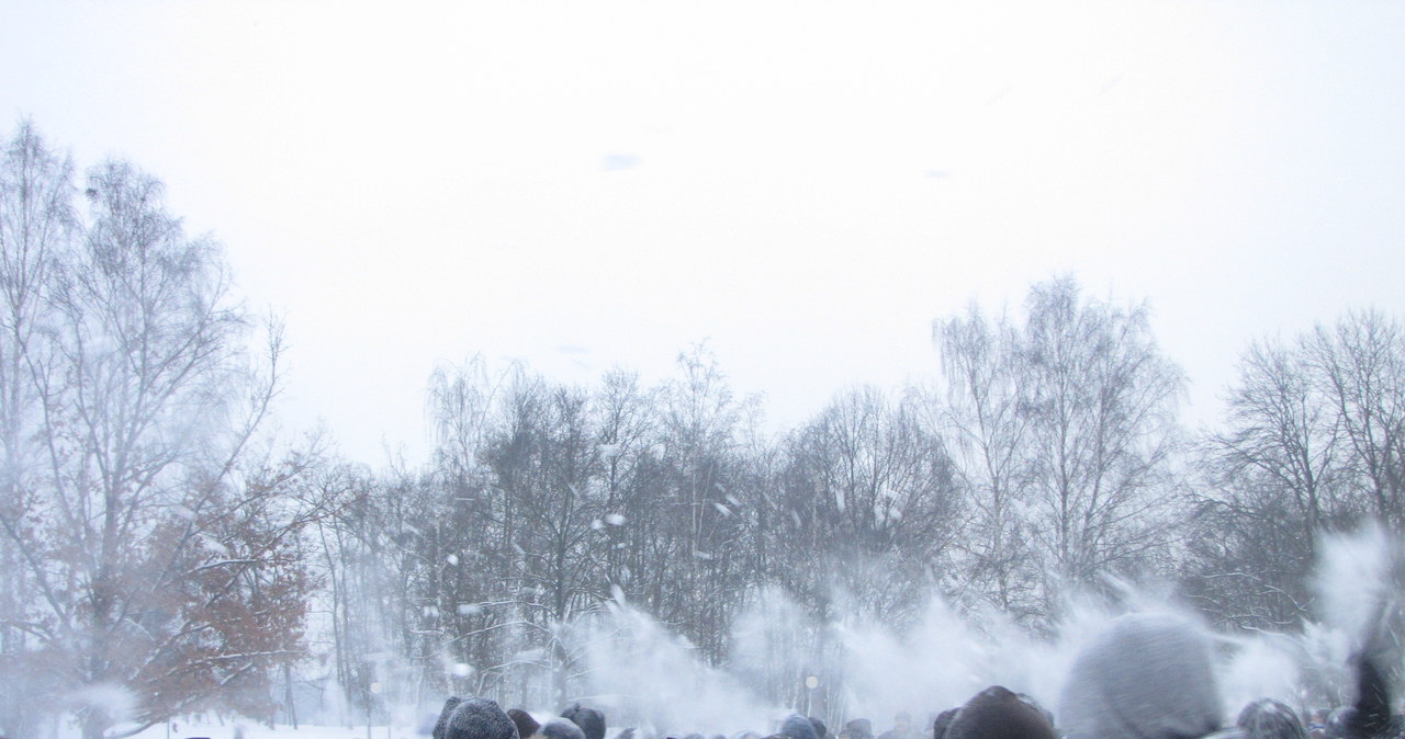 W Poznaniu kilkaset osób stoczyło bitwę na śnieżki