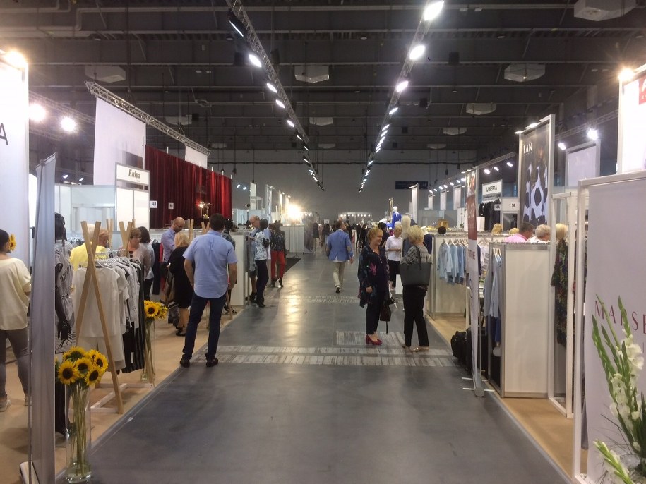 W Poznaniu ruszyły dwudniowe Targi Mody /Mateusz Chłystun /RMF FM