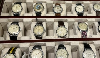 ​W PRL-u nosiło je wiele osób. Dziś kolekcjonerzy płacą za nie krocie