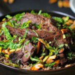 wołowina W PRL-u to mięso był przysmakiem. Seniorzy powinni jeść często, bo poprawia krążenie i regeneruje mięśnie