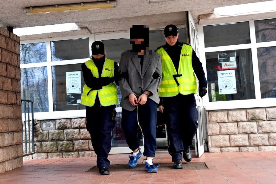 W Prokuraturze Rejonowej Szczecin-Niebuszewo zakończyło się przesłuchanie 26-letniego podejrzanego / 	Marcin Bielecki    /PAP