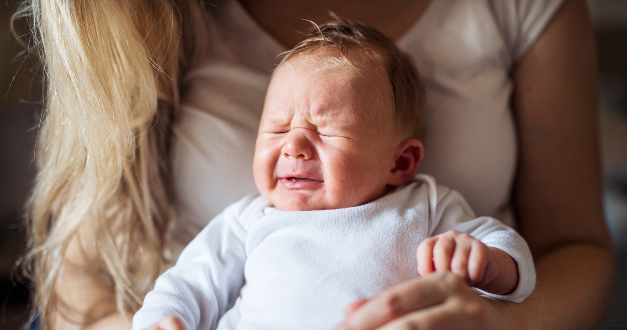 W przypadku diety dziecka nie należy przesadzać z nowalijkami /123RF/PICSEL