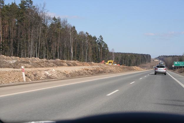 W przyszłym roku tempo budowy dróg spadnie /INTERIA.PL