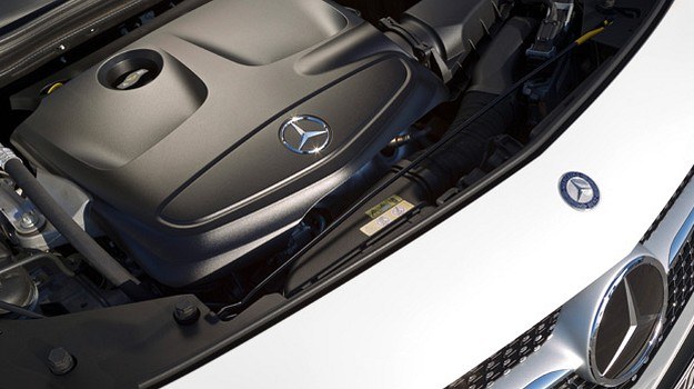 W ramach współpracy Daimlera oraz Renault i Nissana opracowane zostaną nowe silniki oraz przekładnie automatyczne. /Mercedes