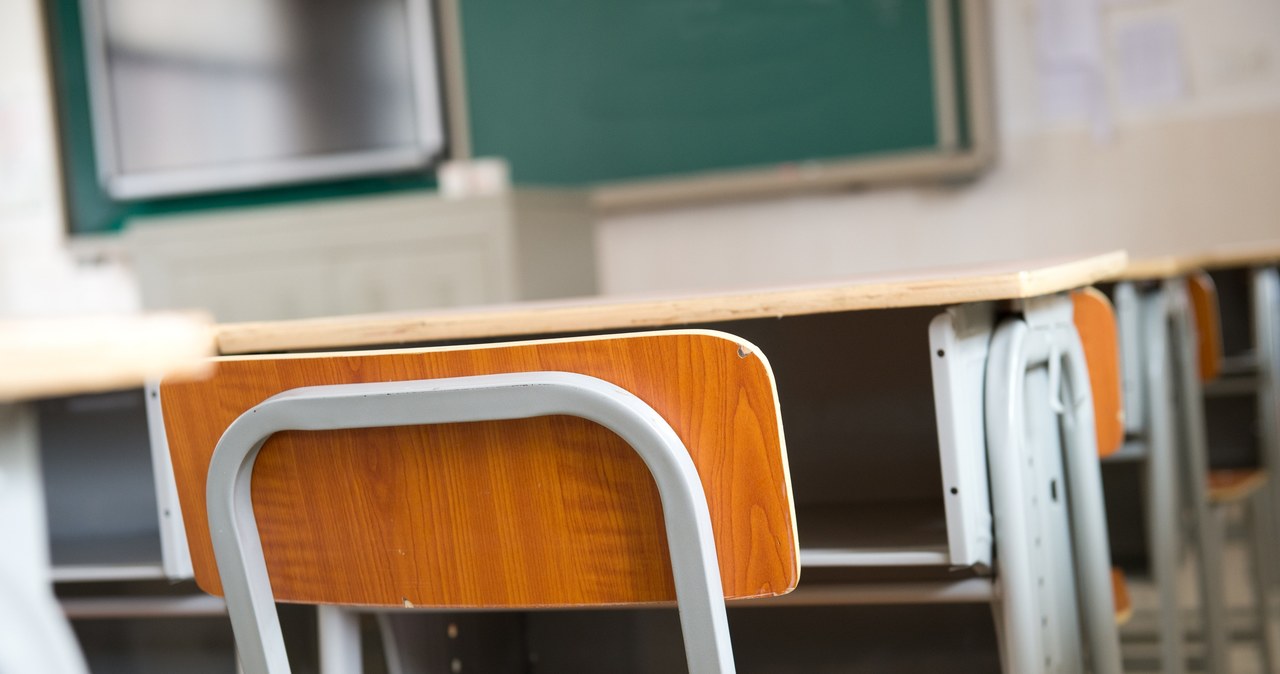 W ramach zajęć z edukacji zdrowotnej nie ma przygotowanych przez MEN podręczników ani ćwiczeń dla uczniów /123RF/PICSEL