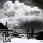 W rocznicę wybuchu bomby atomowej w Japonii Rosjanie ostrzelali ukraińską elektrownię 