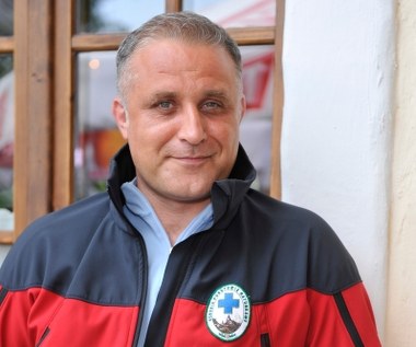 W roku 2004 roku otrzymał na Festiwalu Polskich Filmów Fabularnych w Gdyni nagrodę za najlepszy debiut aktorski za film "W dół kolorowym wzgórzem" (2004).

W kolejnych latach oglądaliśmy go zarówno na kinowym ekranie (wystąpił m.in. w filmach "Skazany na bluesa" i "Mała Moskwa"), jak i telewizyjnych produkcjach - wśród nich warto wymienić "Twarzą w twarz", "Falę zbrodni" oraz "Ratowników", w których zagrał zastępcę naczelnika Górskiego Pogotowia Ratunkowego.

 

 