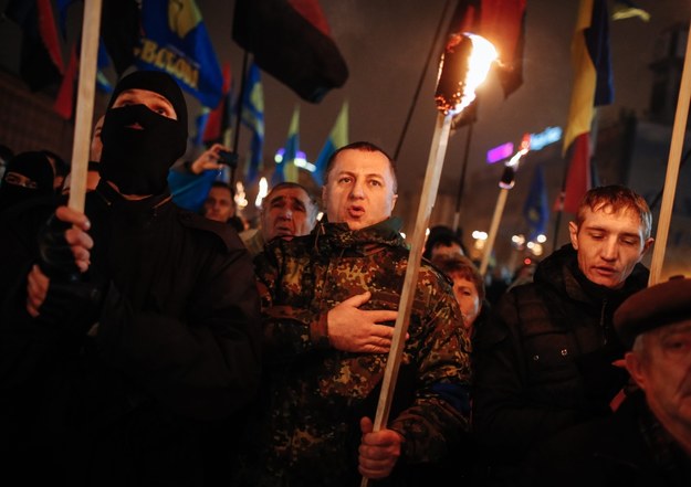 W roku 2010 Stepan Bandera otrzymał pośmiertnie tytuł Bohatera Ukrainy. Wywołało sprzeciw w Rosji oraz w Polsce /ROMAN PILIPEY /PAP/EPA