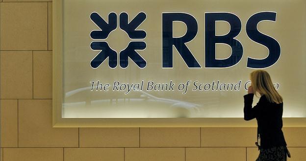 W Royal Bank of Scotland w samej Wielkiej Brytanii pracę straciło 20 tys. osób /AFP