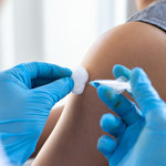 W Rzeszowie ruszyły bezpłatne szczepienia przeciwko grypie dla seniorów