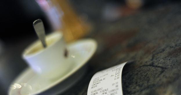 W Rzymie w 3 sklepach na 5 nie są wydawane paragony fiskalne /AFP