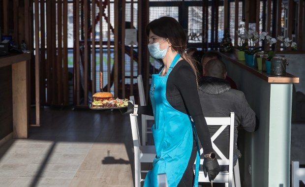 W sądach ponad 200 skarg na kary za łamanie obostrzeń epidemicznych