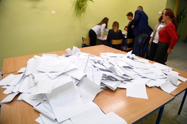 W Sądzie Najwyższym wyznaczono pierwsze składy sędziów, którzy rozpatrzą protesty wyborcze PiS w sprawie wyników wyborów do Senatu /Darek Delmanowicz /PAP