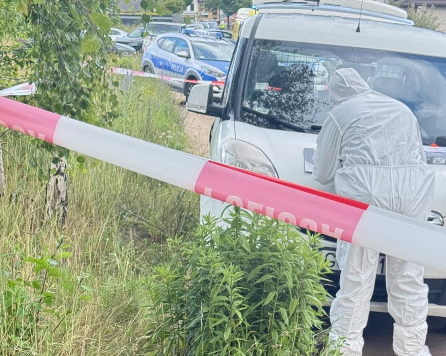W samochodzie odkryto zwłoki młodej kobiety /KPP w Wejherowie /