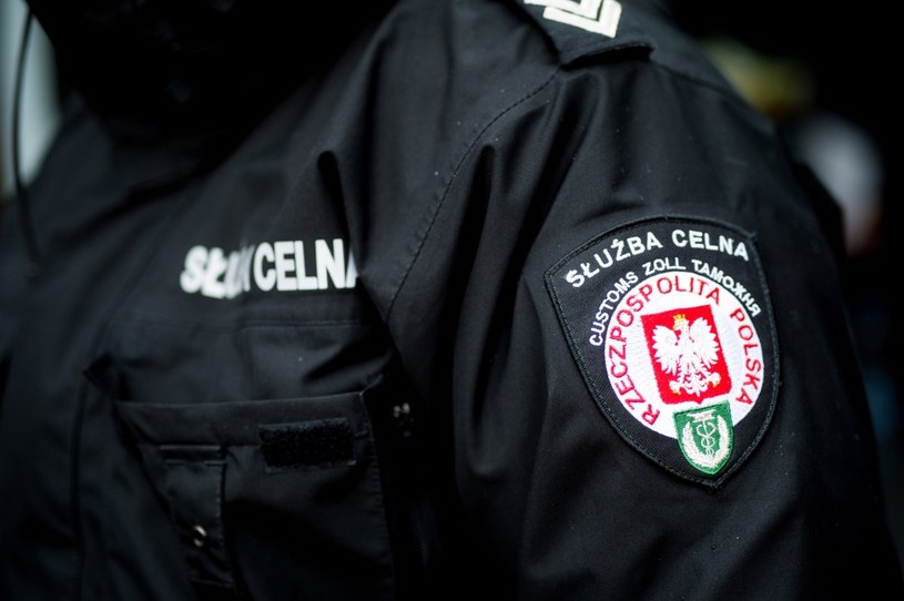 W Sanoku dwóch mężczyzn podawało się za celników. Obaj byli nietrzeźwi /Daniel Dmitriew / Forum /Agencja FORUM