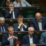 W Sejmie bez sensacji. Minister Gliński i marszałek Kuchciński zostają na stanowiskach