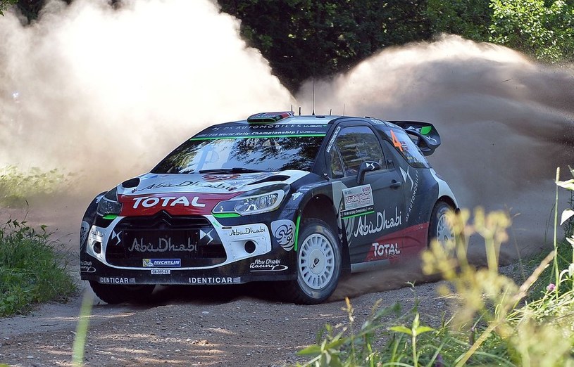 W sezonie 2015 Citroen DS3 WRC wyraźnie ustępował VW Polo WRC /AFP