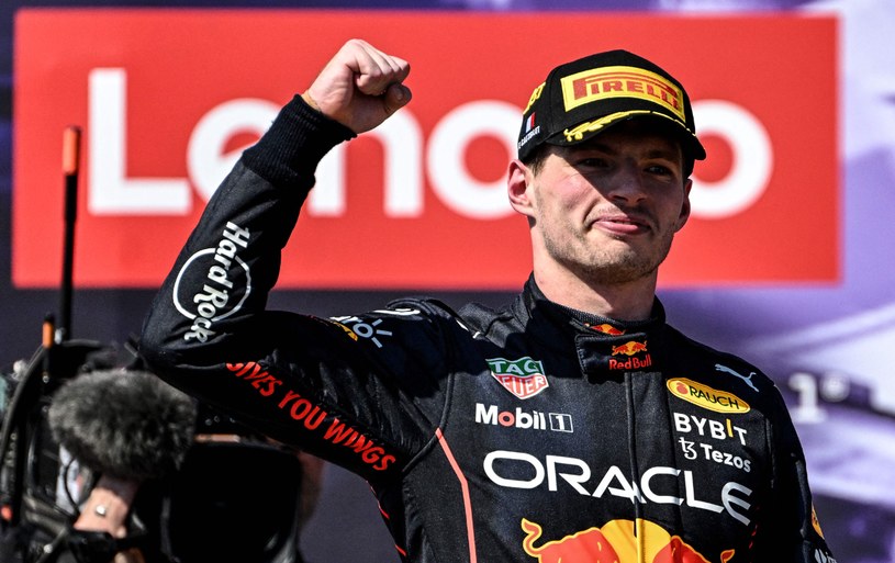 W sezonie 2022 Max Verstappen po drugi raz został mistrzem świata /AFP