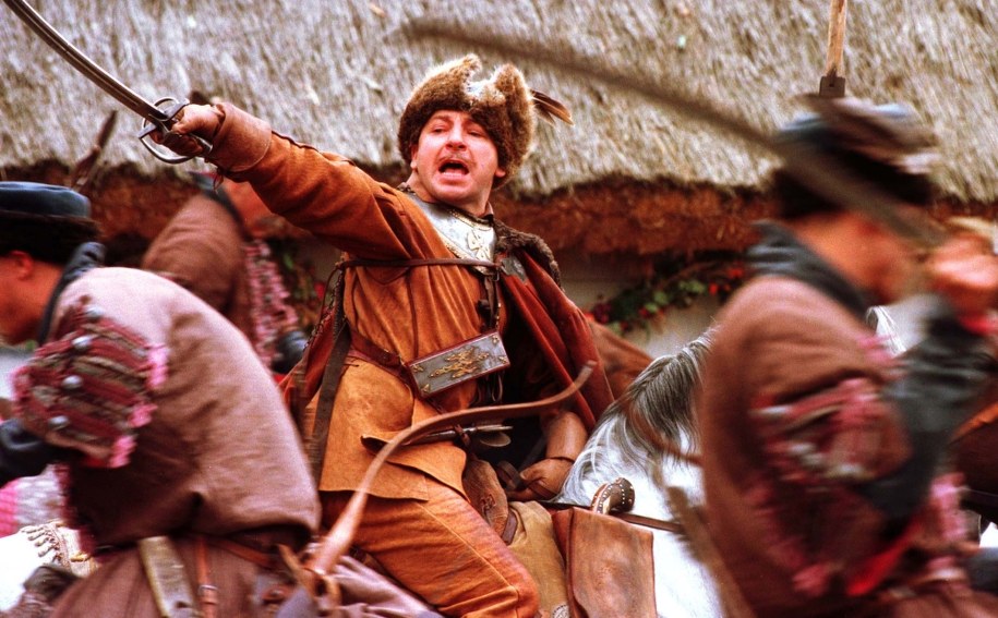 W skansenie Muzeum Wsi Mazowieckiej w Sierpcu kręcono zdjęcia do filmu "Ogniem i mieczem" /WOJTEK SZABELSKI    /PAP