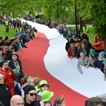 W Skierniewicach chcą uszyć 400-metrową flagę. Można się dołączyć