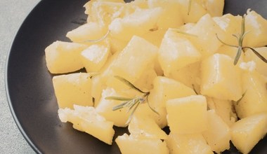 W sklepach mamy pod dostatkiem, a jadamy od święta. Owoc na poprawę pracy serca, stawy i stany zapalne