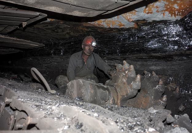 W śląskim górnictwie węglowym pracuje 90 tys. osób /&copy;123RF/PICSEL
