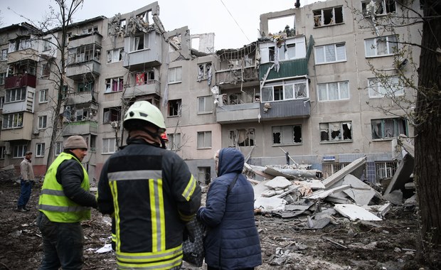 W Słowiańsku zakończono akcję ratunkową. W ostrzale zginęło 15 osób [ZAPIS RELACJI]