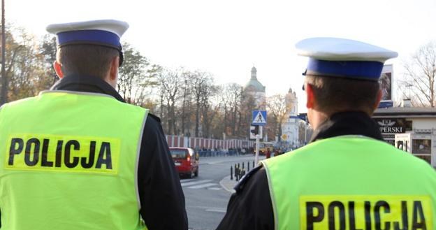 W służbach mundurowych z doświadczeniem rośnie uposażenie. Fot. Stanislaw Kowalczuk /Agencja SE/East News