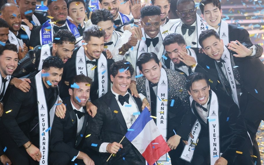 W sobotę 28 czerwca w Amfiteatrze Parku Strzeleckiego w Nowym Sączu odbyła się uroczysta gala finałowa Mister Supranational 2025 / WOJCIECH OLKUSNIK  /East News