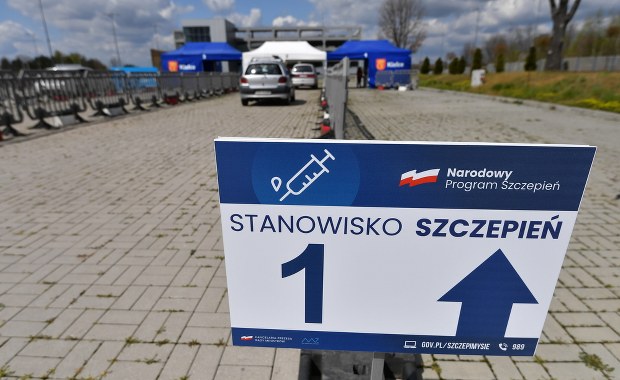 W sobotę ruszają zapisy na szczepienia przeciw Covid-19 osób w wieku od 22 do 24 lat