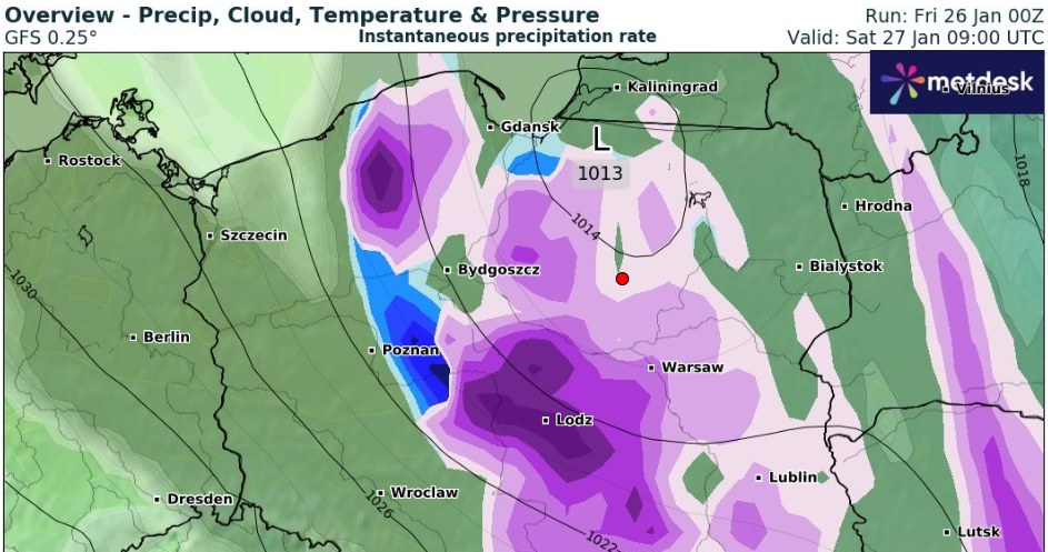 W sobotę we wschodniej połowie Polski będą śnieżyce i ulewy. Nad morzem z kolei będzie bardzo wietrznie /wxcharts