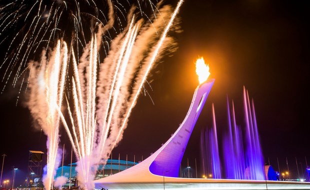 W Soczi zapłonął olimpijski znicz. Igrzyska otwarte!