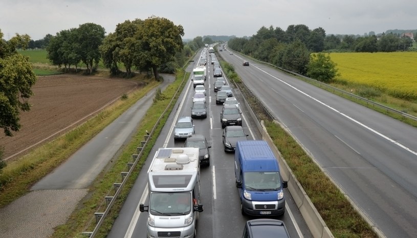 W sprawie zarobków kierowców niemiecki rząd odpowie Komisji Europejskiej w terminie /Getty Images
