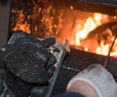 W sprzedaży nowy rodzaj węgla do ogrzewania domów. "Innowacyjne paliwo"