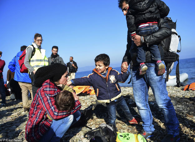 W środę ok. 18 czasu lokalnego Serbowie rozpoczęli cofanie migrantów /AFP /East News