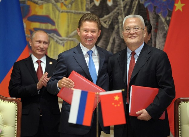 W środę Rosja podpisała z Chinami porozumienie ws. dostaw gazu /ALEXEY DRUGINYN  /PAP/EPA