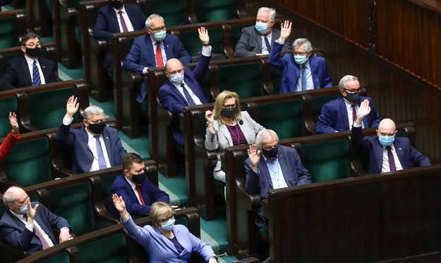 W środę rozpoczęły się dwudniowe obrady Sejmu /Rafał Guz /PAP