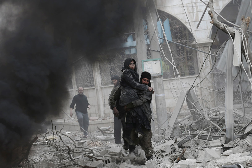 W środę syryjskie siły zbrojne, wspierane przez lotnictwo rosyjskie, nasiliły ataki na Wschodnią Ghutę /AFP