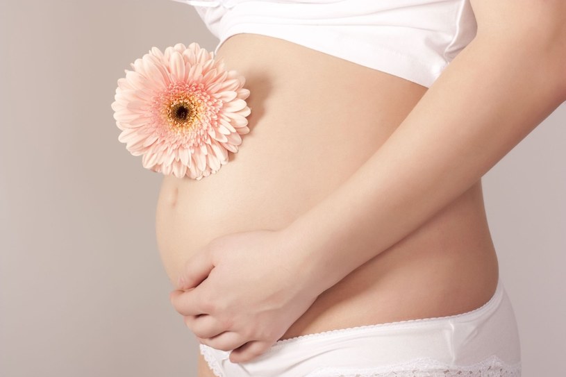 W Stanach Zjednoczonych niezwykle popularna jest muzykoterapia podczas ciąży i porodu /123RF/PICSEL